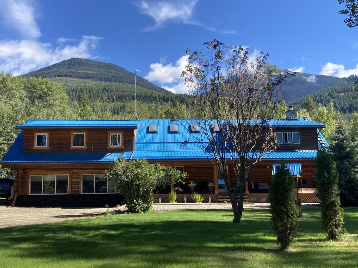 Bed & Breakfast Cougar Mountain 4*