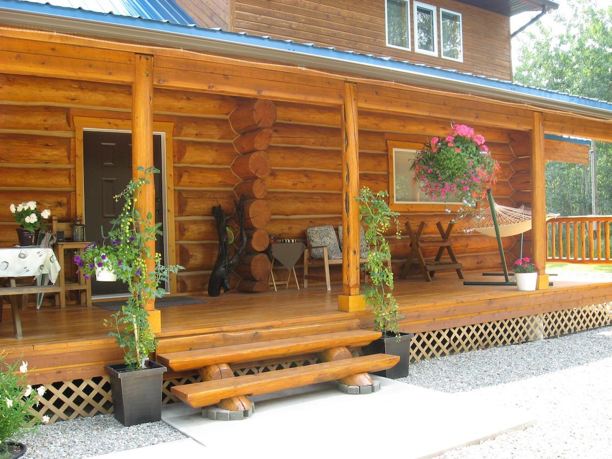 Cougar Mountain Bed & Breakfast Valemount
