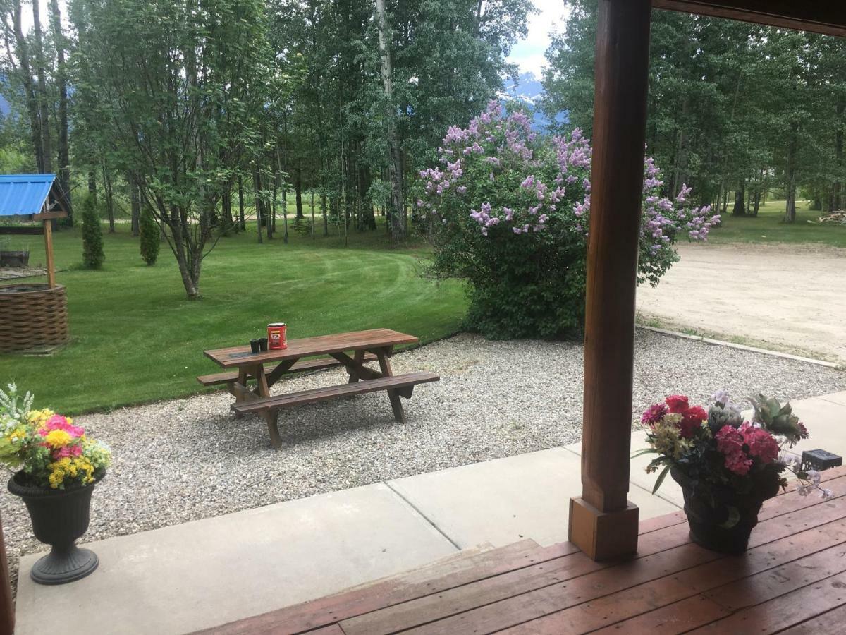 Cougar Mountain 4*